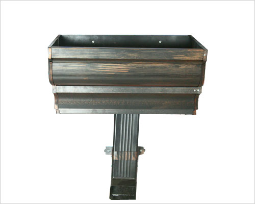 230型彩鋁落水系統(tǒng) 彩鋁落水系統(tǒng)的固定吊件,不僅表面有防腐 氧化處理,而且還有加強(qiáng)筋設(shè)計(jì).